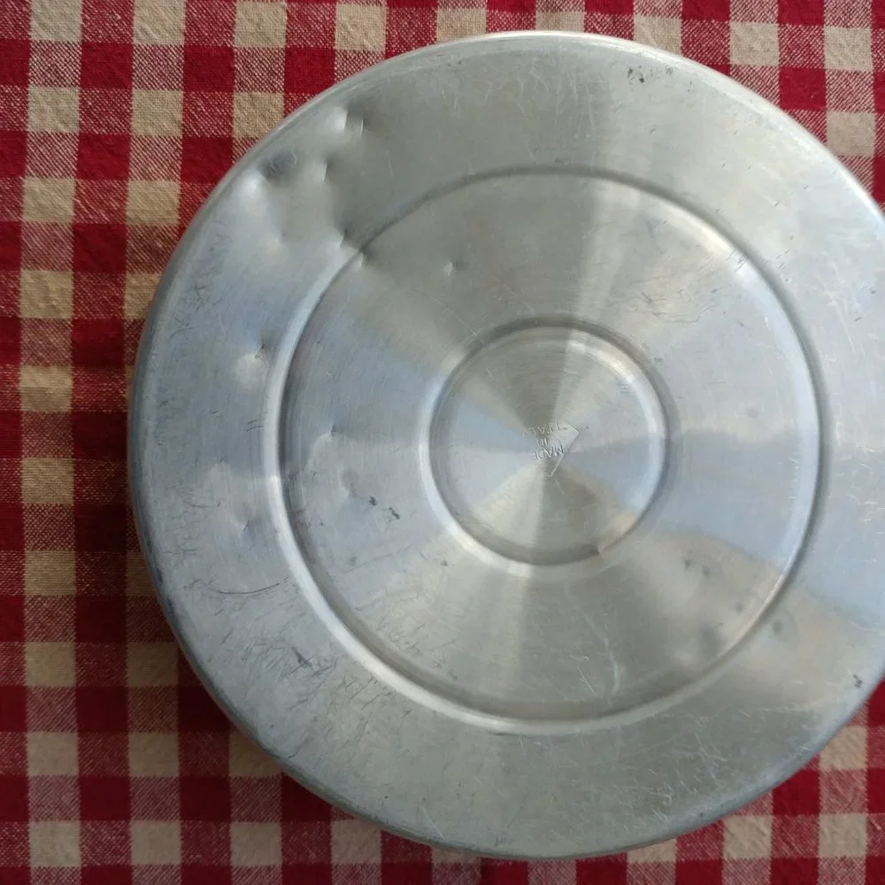 3 Vintage Aluminum Round Pans